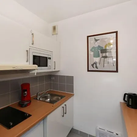 404 - Petit Bijou Dans Immeuble Hotelier Paris 5 - Flat-Guest-3